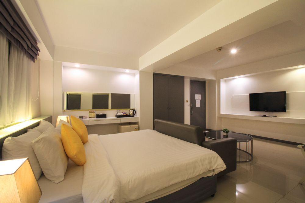 Myhotel Cmyk@Ratchada Bangkok Kültér fotó