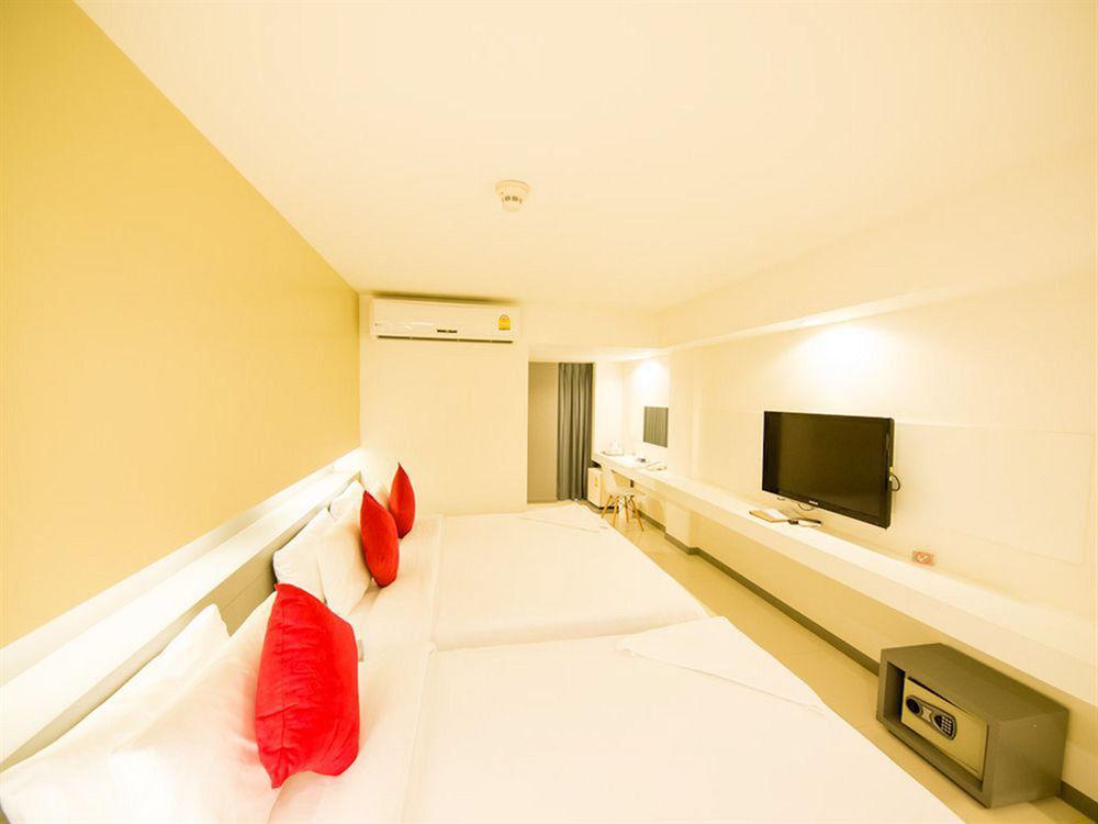 Myhotel Cmyk@Ratchada Bangkok Kültér fotó