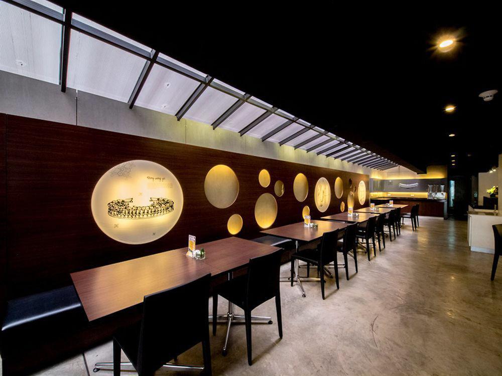 Myhotel Cmyk@Ratchada Bangkok Kültér fotó